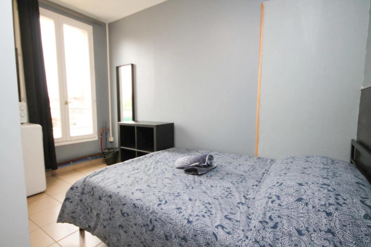 02 - Chambre Avec Lit Double Et Sdb Prive Wifi Saint-Denis  Exterior photo